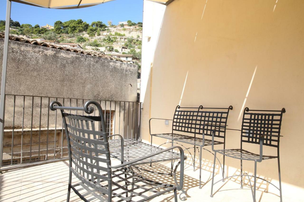 فندق موديكافي  Terrazza San Giorgio المظهر الخارجي الصورة